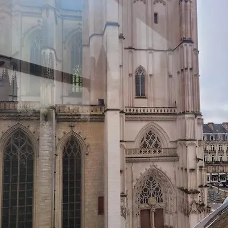 Alberzh - Authentique Et Vue Cathedrale *